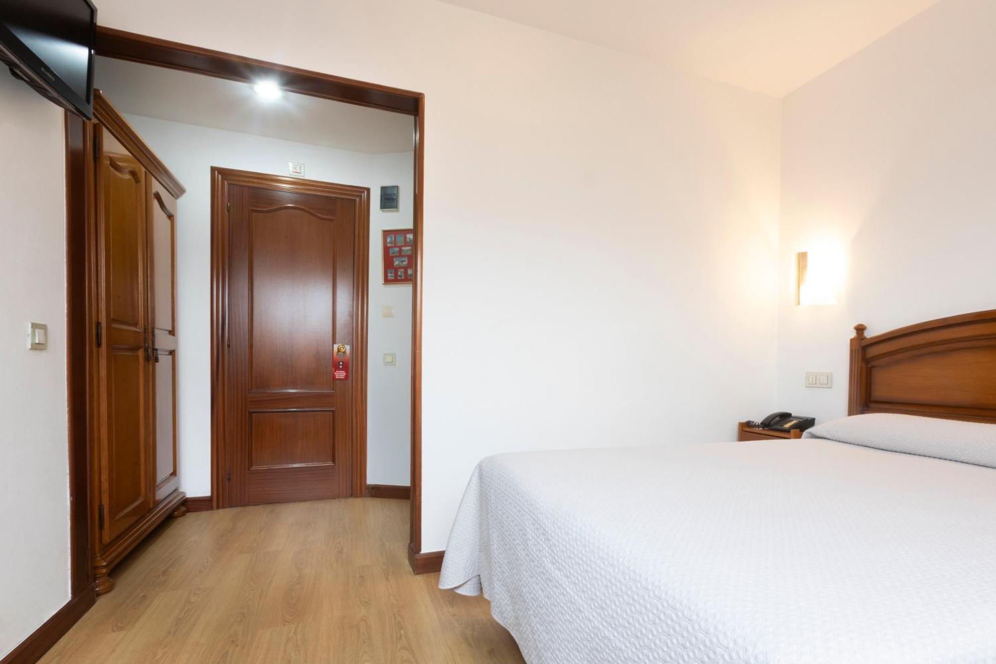 Hotel Cabeza Нореньа Экстерьер фото